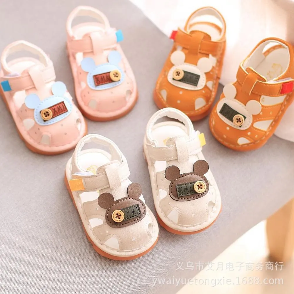 Baby Boys Sandals Summer Girls 0-2 Y Soft Soled Non-slip Bear Cute Sound Shoes Baby Shoes Wholesale