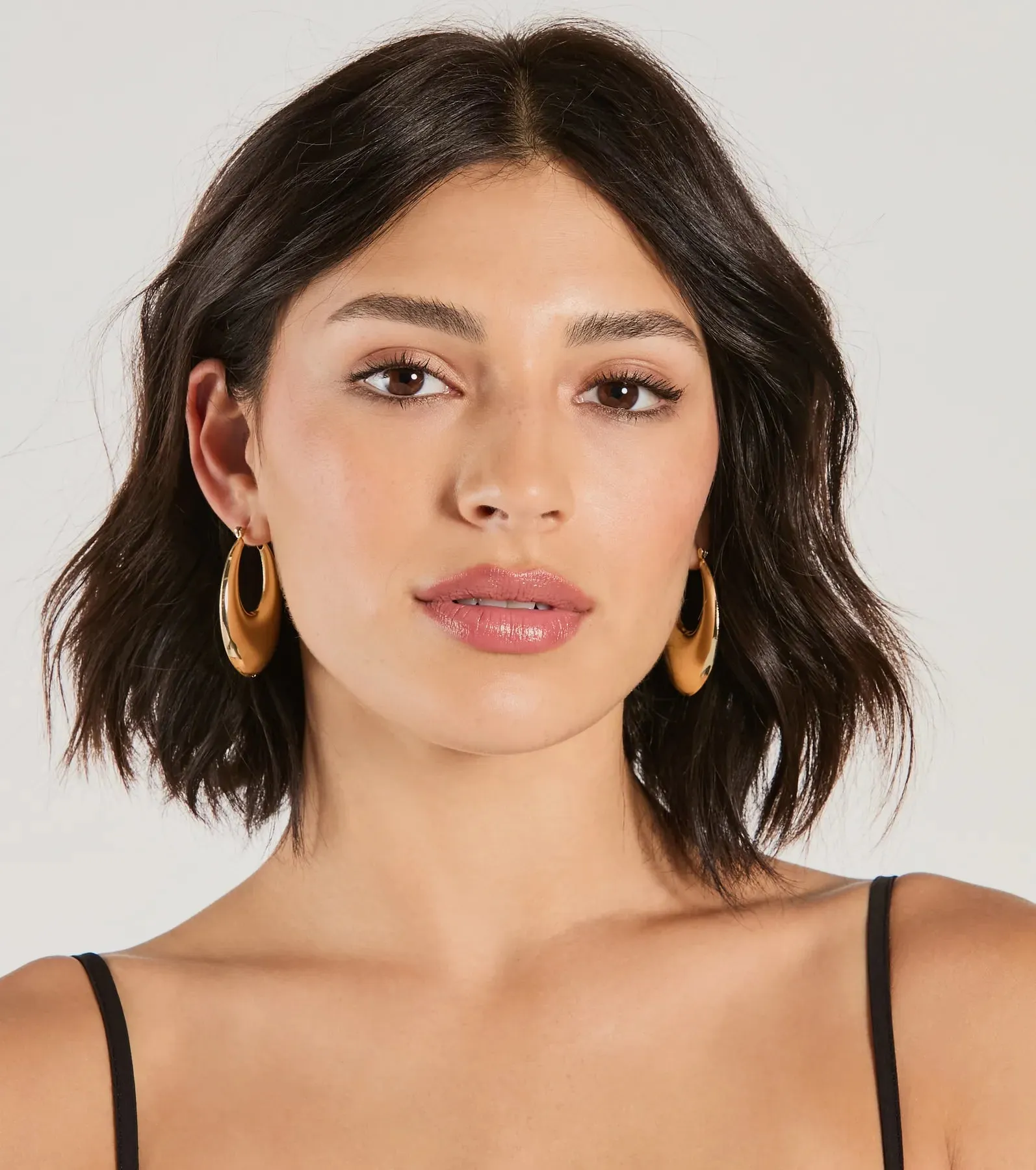 Compliment Worthy Oval Hoop Earrings