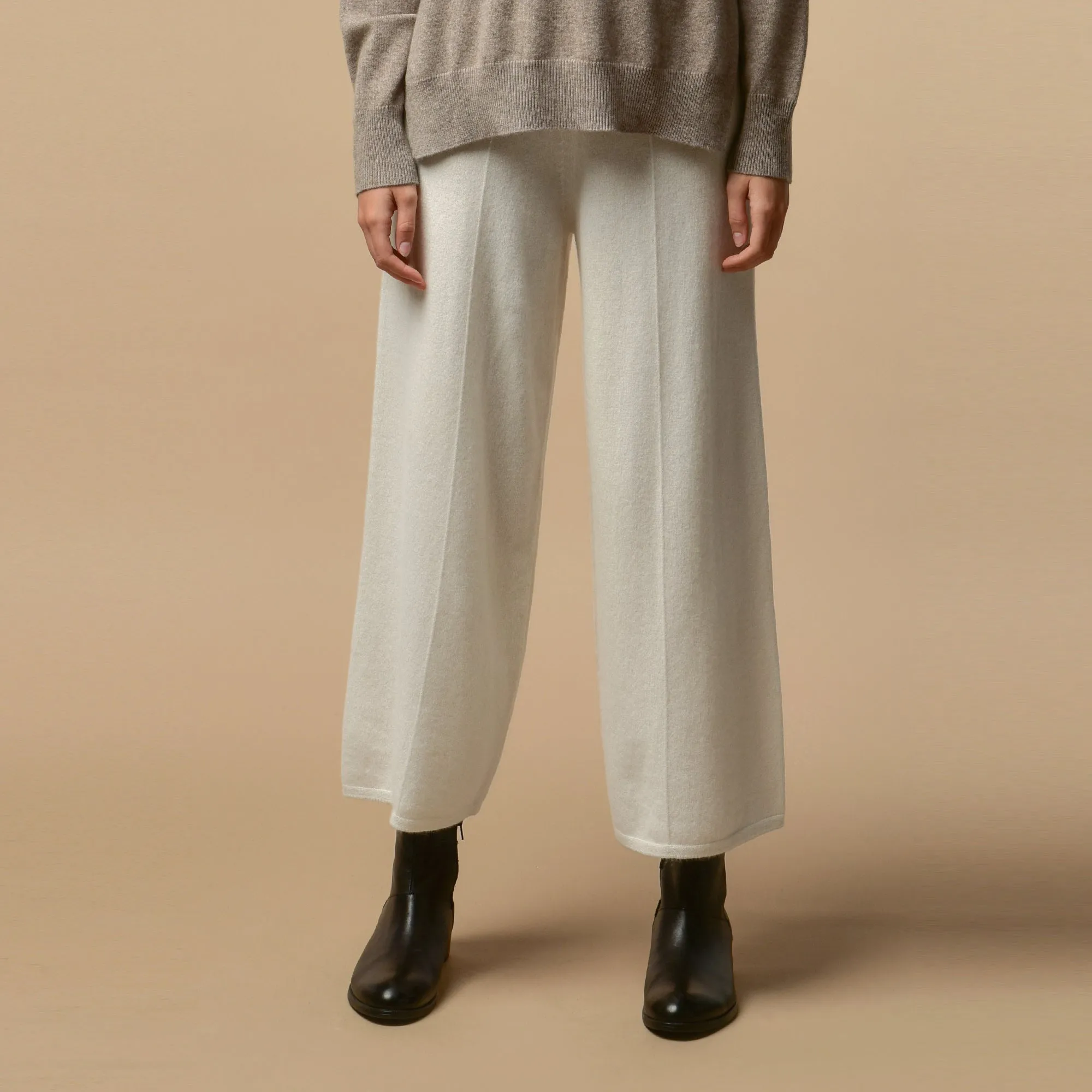 Loose Fit Pants_Ivory