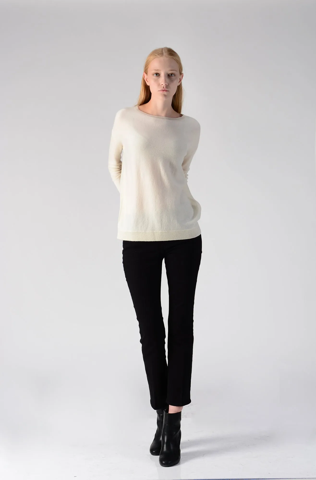 Loose Fit Sweater_Ivory