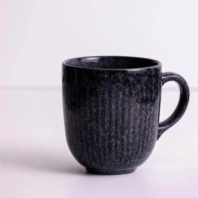 Reactive Linear Black Mug - 400ml